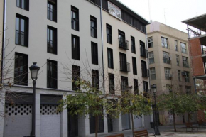 Apartamentos Hiedra y Tapinería Mercado Central